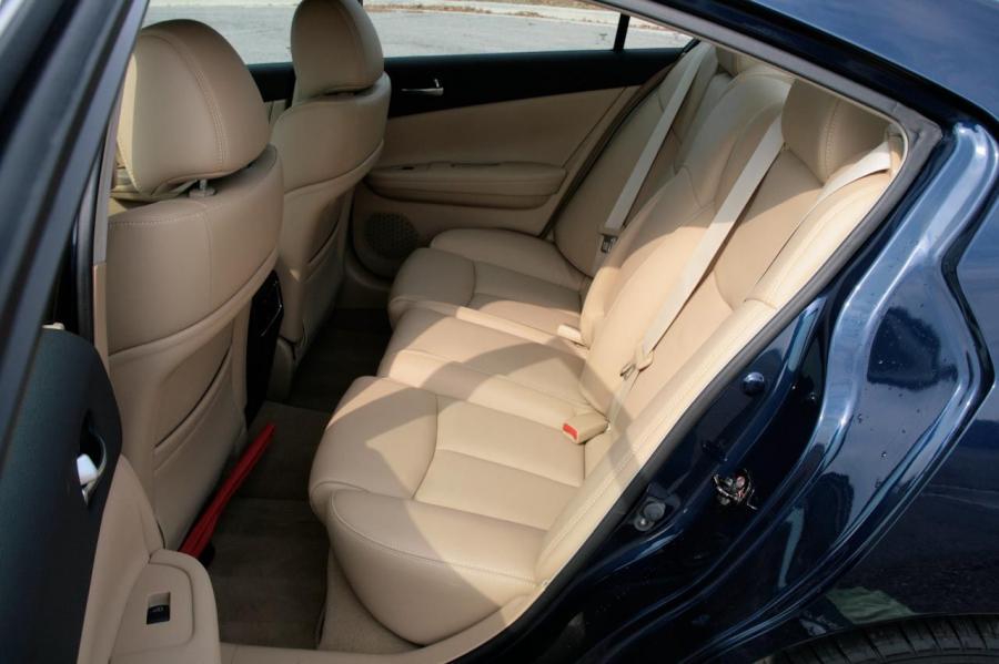  Nissan Maxima 2009 года  (фото 12 из 120)
